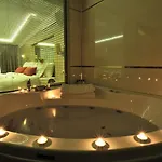 Ramada Hotel 4*