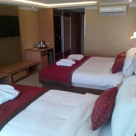 Ramada Hotel 4*