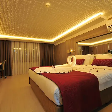 Ramada Usak