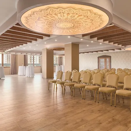 Hotel Ramada