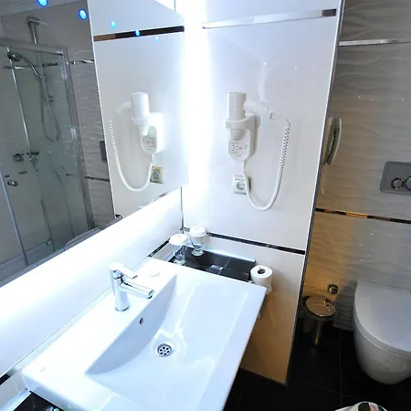 Hotel Ramada 4*