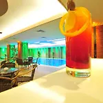 Hotel Ramada 4*