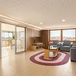 Ramada Uşak
