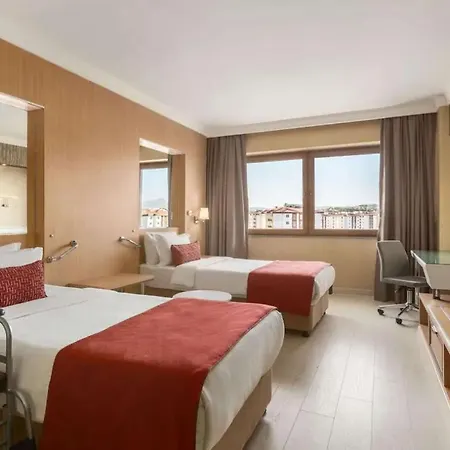 Ramada Uşak