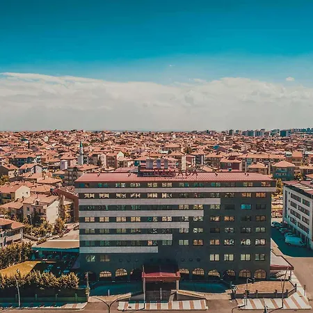 Ramada 4* Ουσάκ