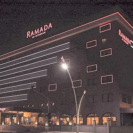 Ramada Ξενοδοχείο Ουσάκ