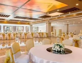 Ramada Usak