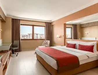 Hotel Ramada Usak