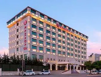 Hotel Ramada Usak