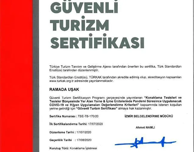 מלון Ramada אושאק